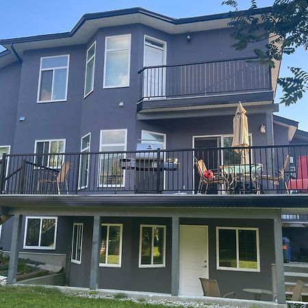 2 Bedroom Suite With Full Kitchen Revelstoke Extérieur photo