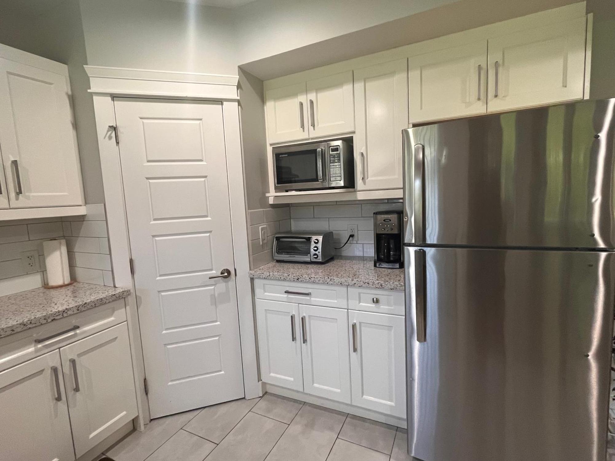 2 Bedroom Suite With Full Kitchen Revelstoke Extérieur photo